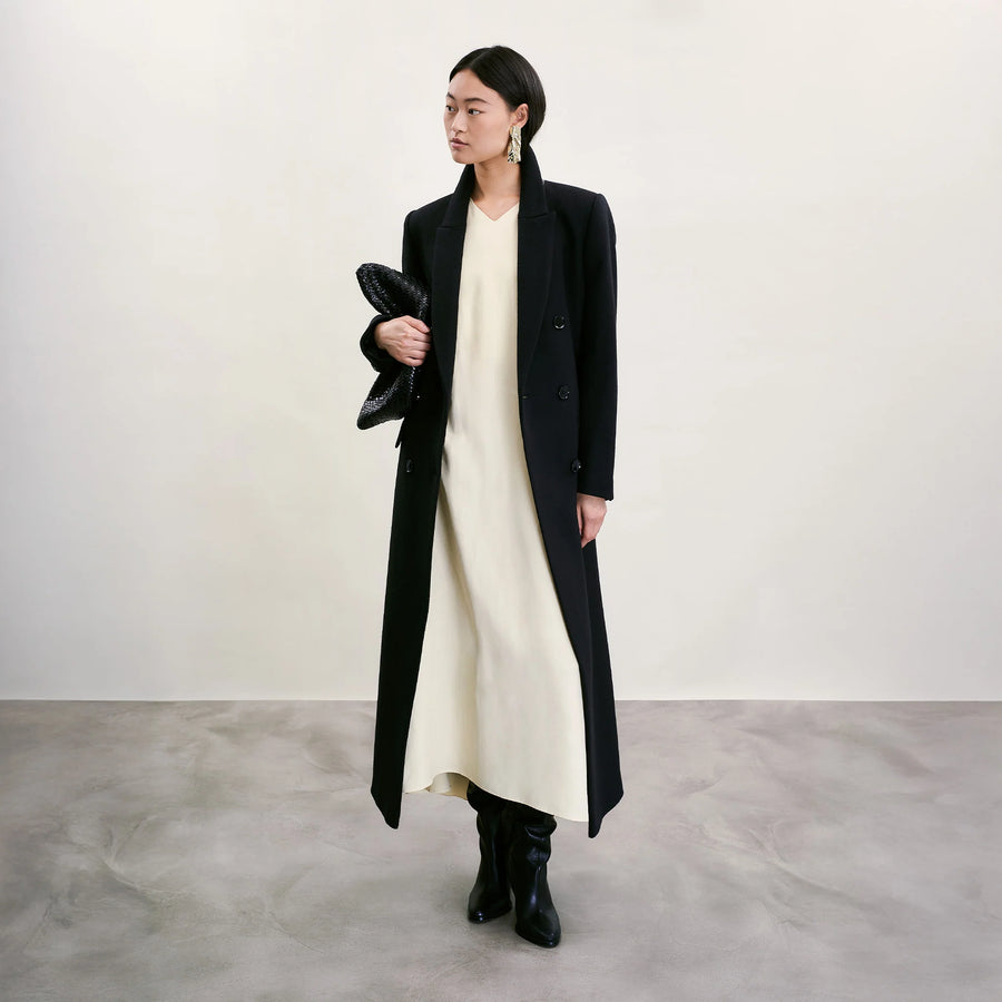 Solace Coat Black